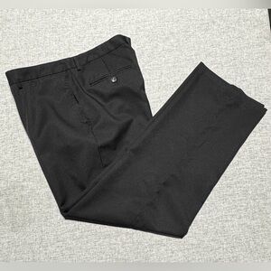Haggar Men’s Classic Fit Black Dress Pants Size 36x30